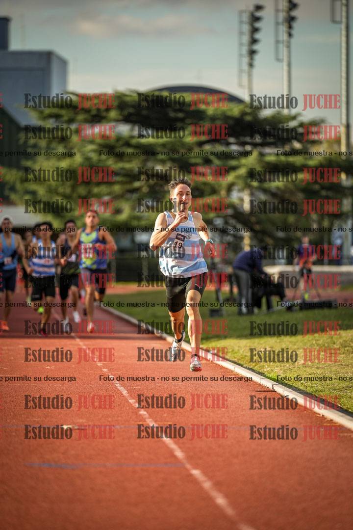 Fotos de los 1500 m llanos de varones