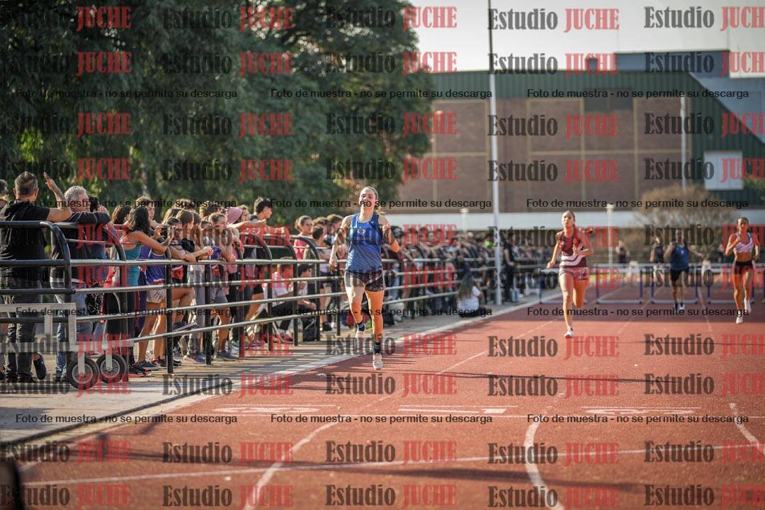 Fotos de los 400 m con vallas de mujeres