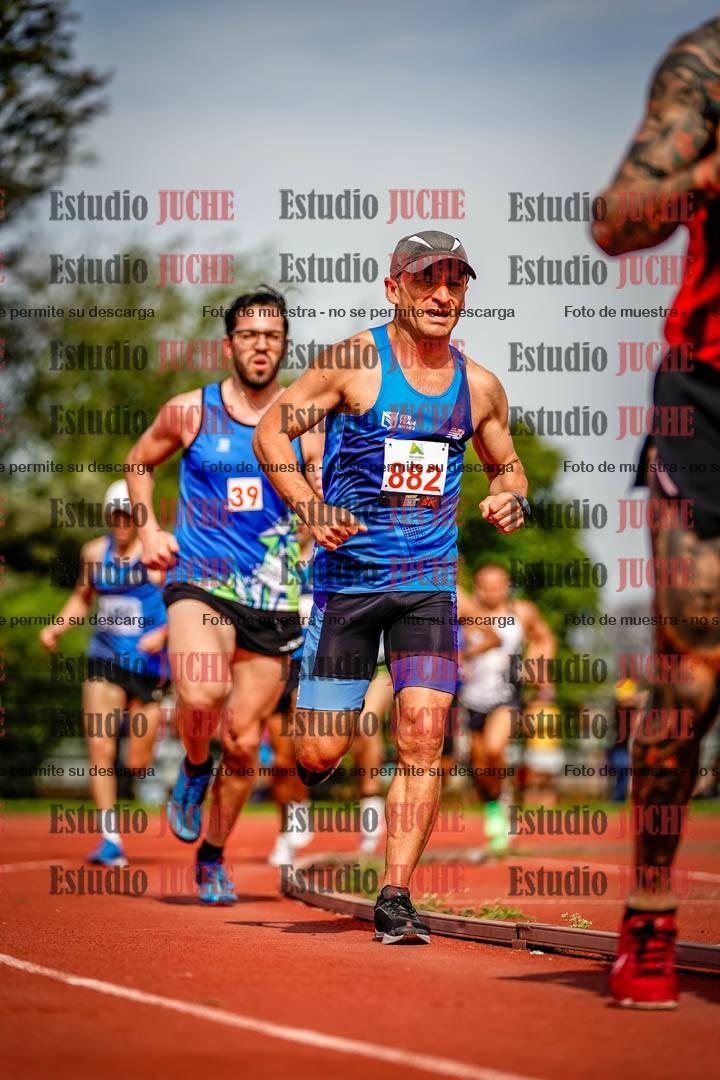 Fotos de los 3000 m llanos de varones