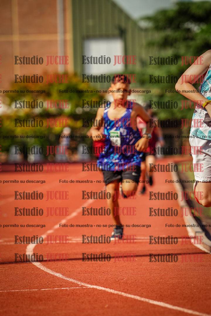 Fotos de los 1000 m llanos de varones