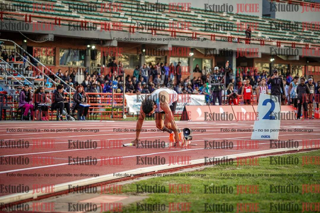 Fotos de los relevos 4x400 m de varones
