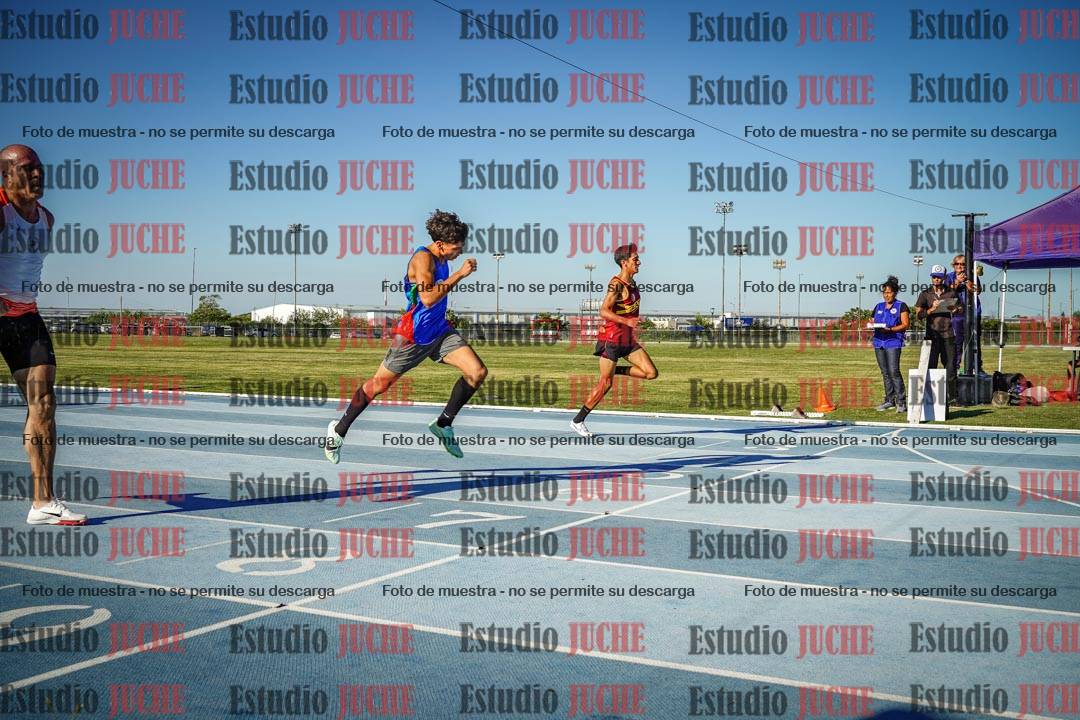 Fotos de los 400 m llanos de varones