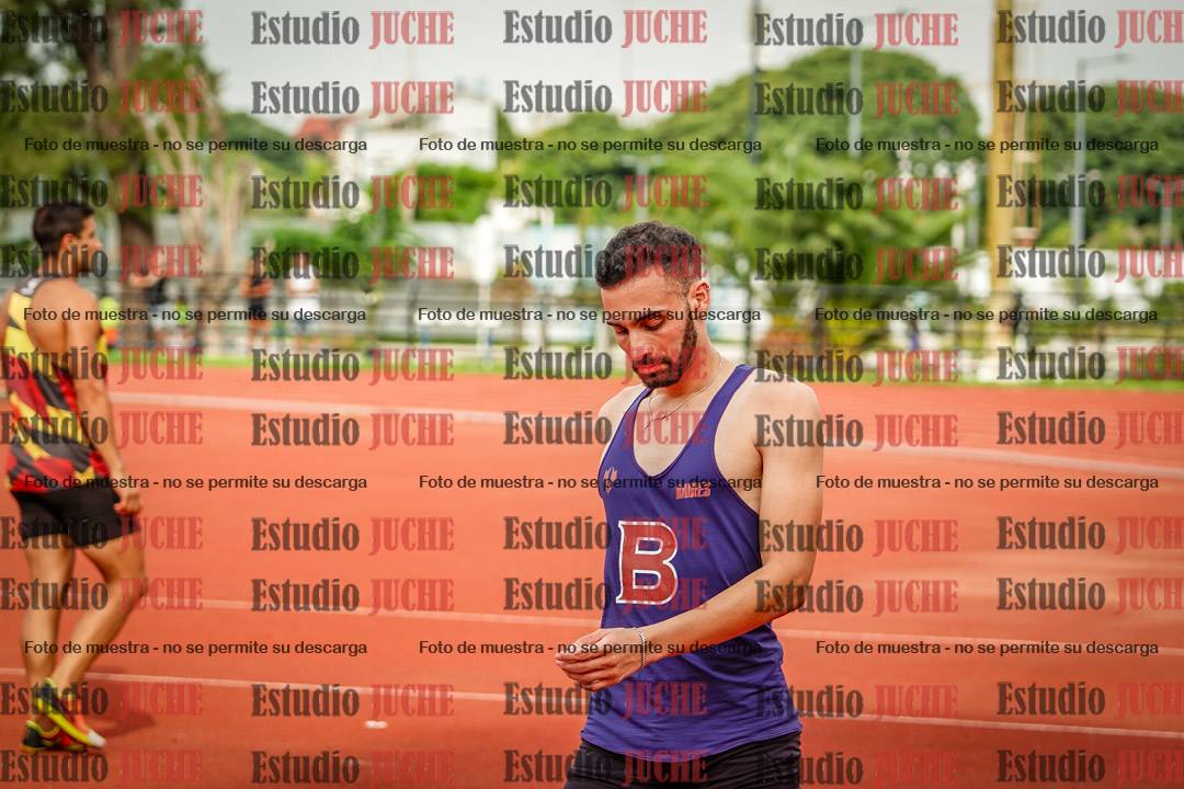 Fotos de los 400 m llanos de varones