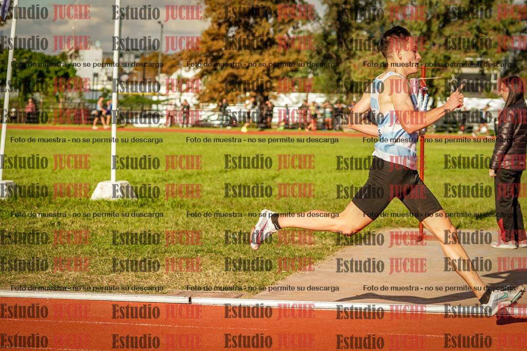 Fotos de los 1500 m llanos de varones