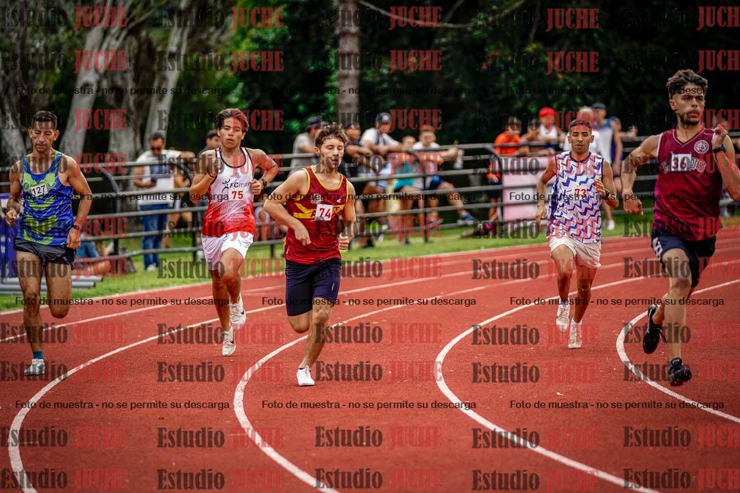 Fotos de los 800 m de varones