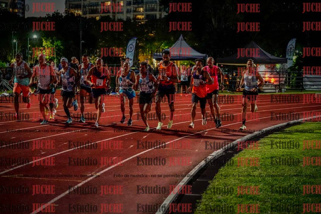 Fotos de los 1500 m llanos de varones