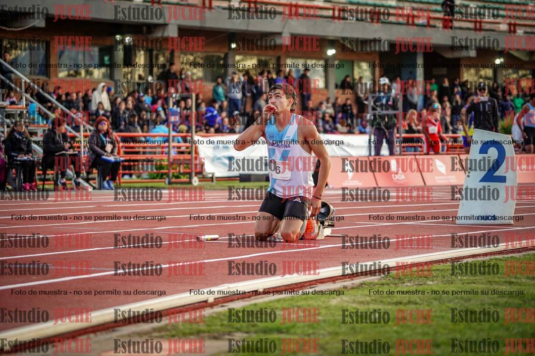 Fotos de los relevos 4x400 m de varones