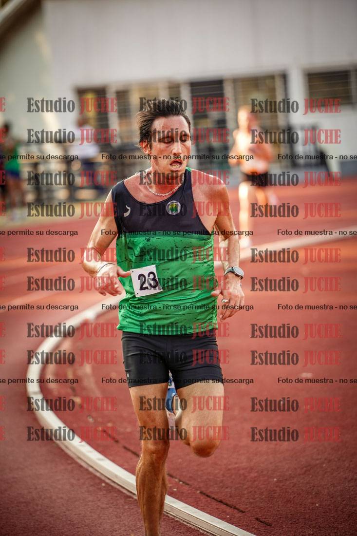 Fotos de los 5000 m llanos de mujeres y varones