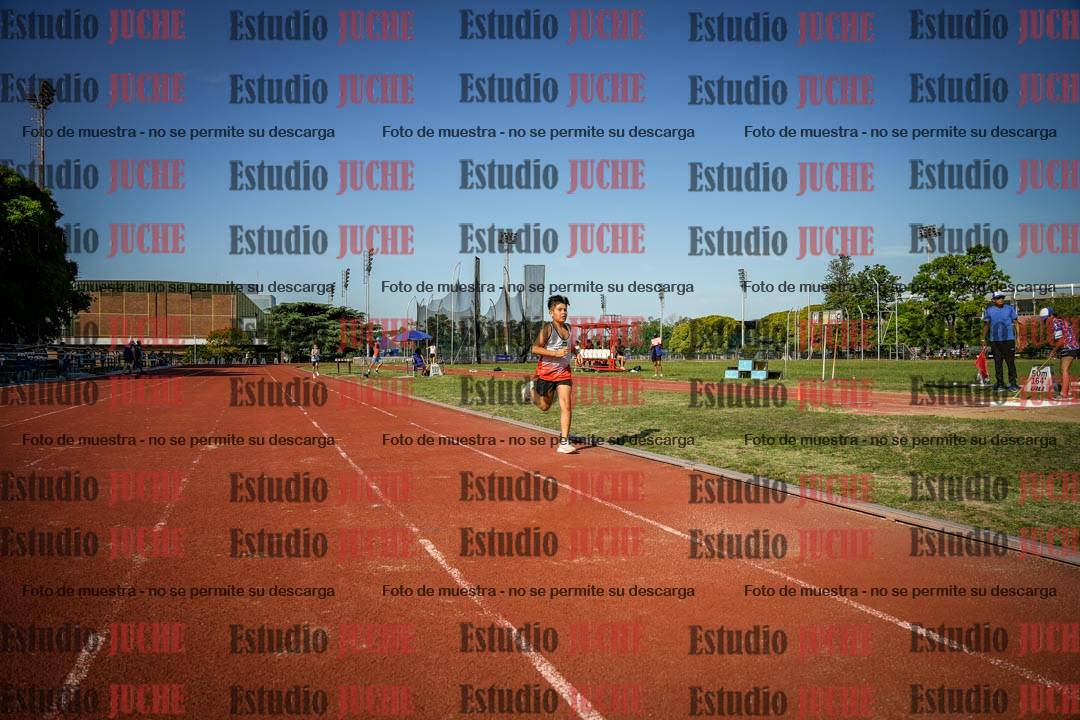 Fotos de los 1000 m llanos de varones
