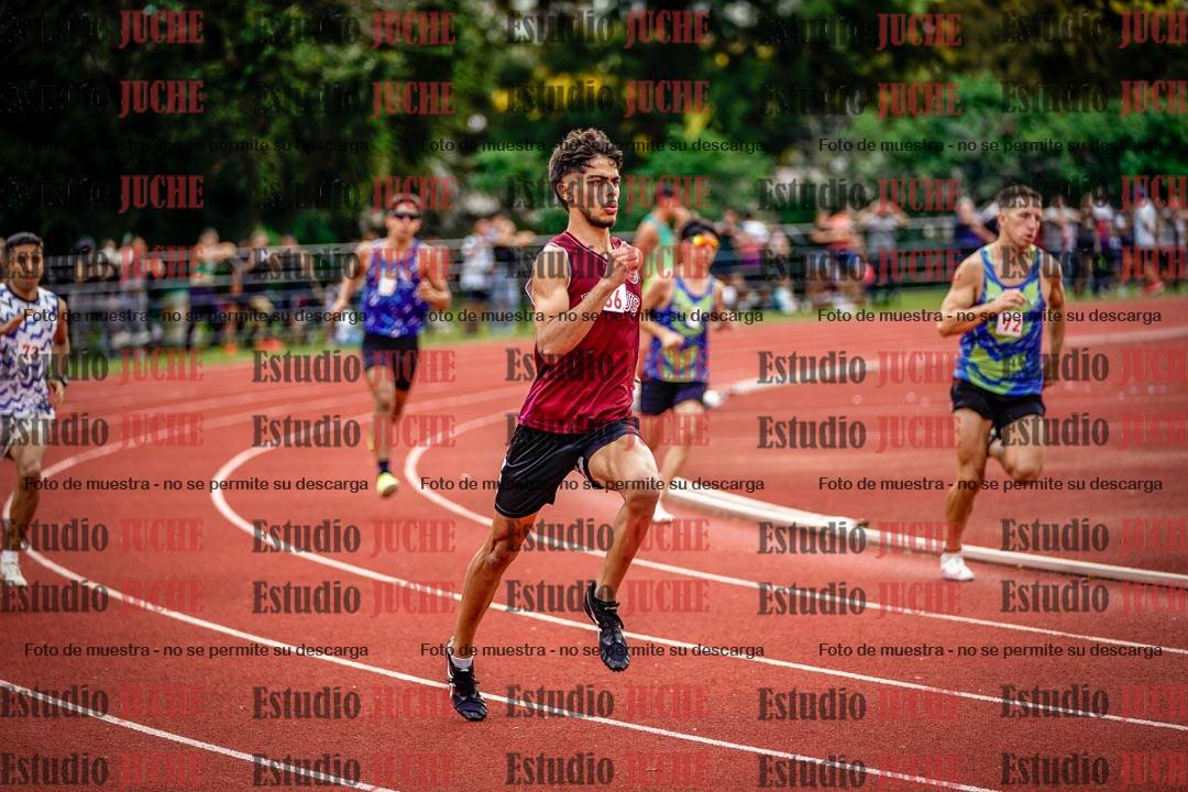 Fotos de los 800 m de varones