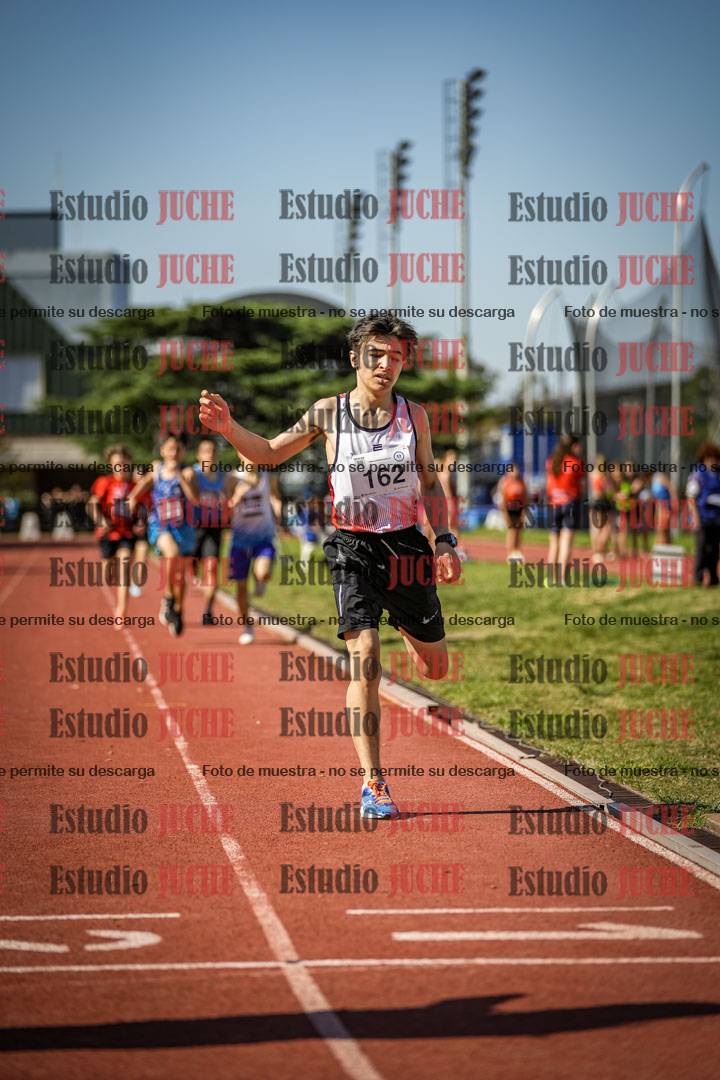 Fotos de los 600 m llanos de varones