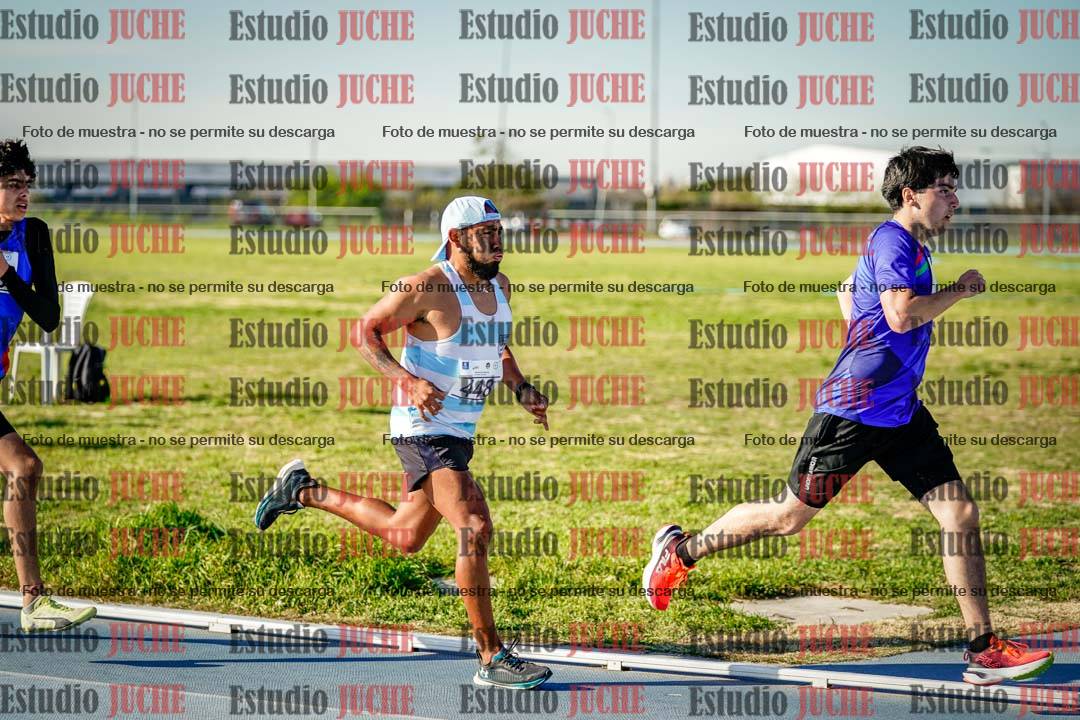 Fotos de los 1500 m llanos de varones