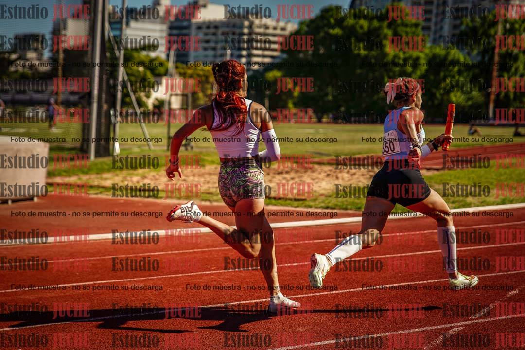 Fotos de las postas 4x100 m de mujeres