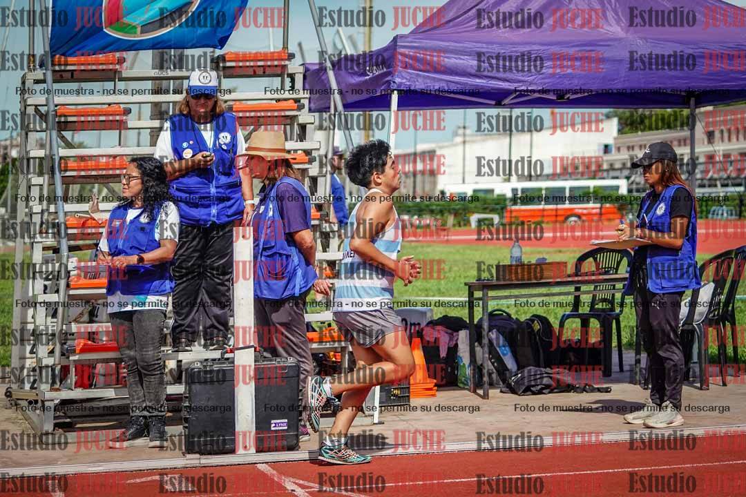 Fotos de los 600 m de varones