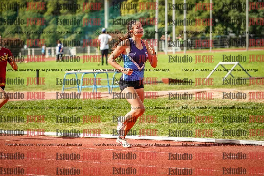 Fotos de los 800 m llanos de mujeres - hepta 7