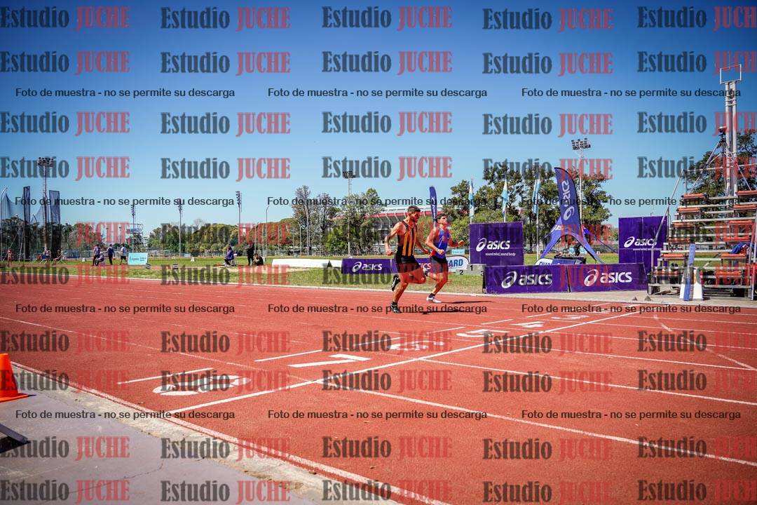 Fotos de los 400 m llanos de varones