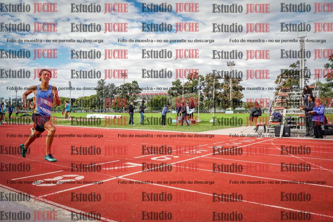 Fotos de los 400 m llanos de varones
