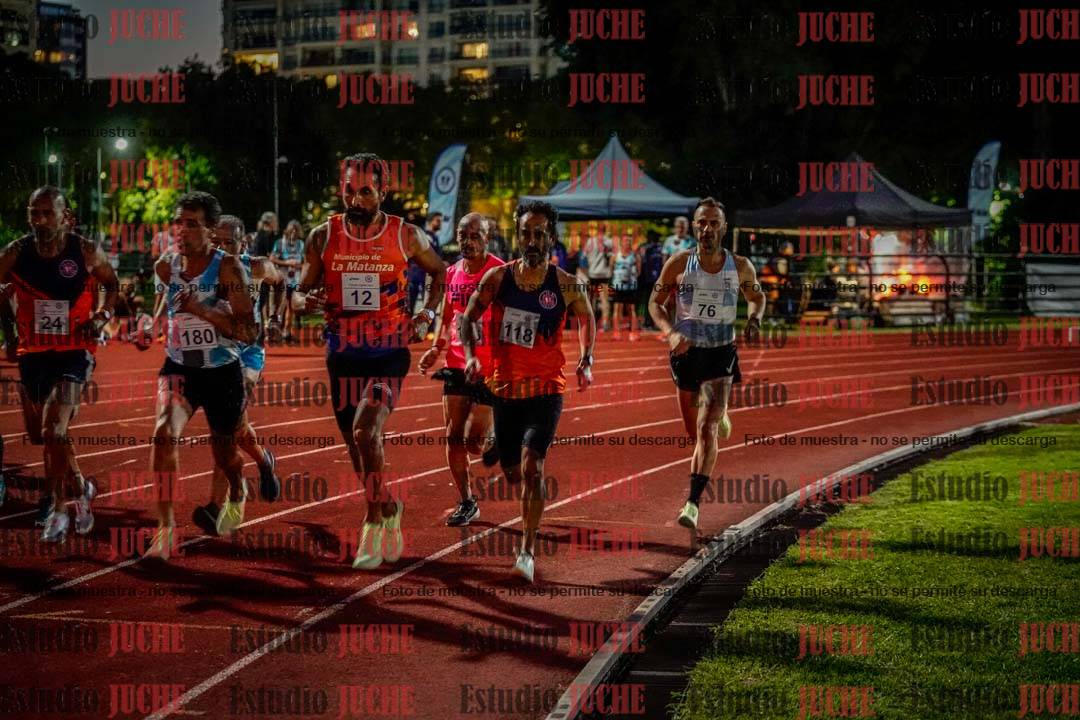 Fotos de los 1500 m llanos de varones