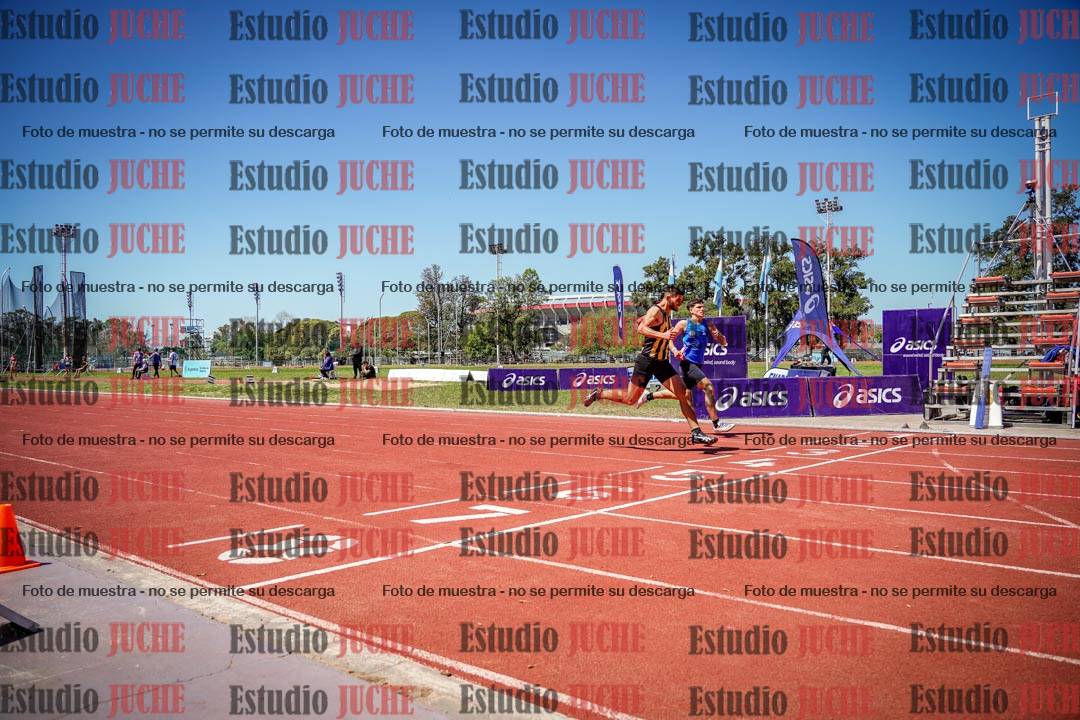 Fotos de los 400 m llanos de varones