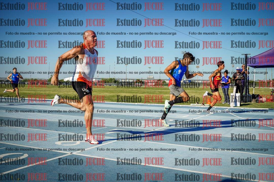 Fotos de los 400 m llanos de varones