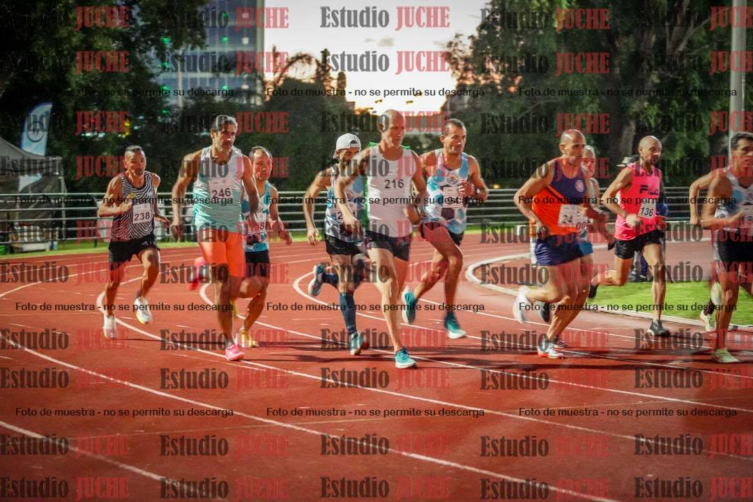 Fotos de los 1500 m llanos de varones