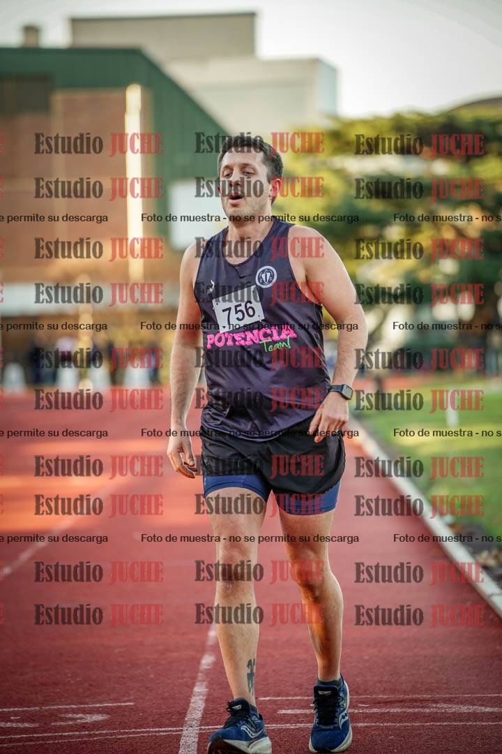 Fotos de los 3000 m llanos de varones