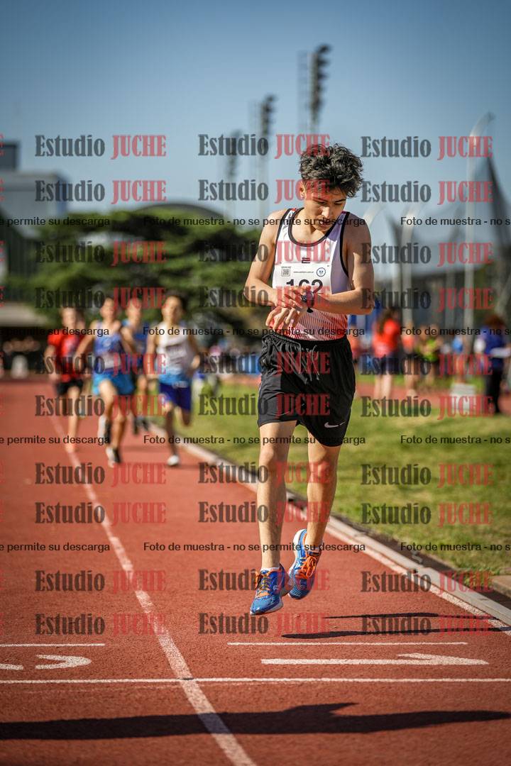 Fotos de los 600 m llanos de varones