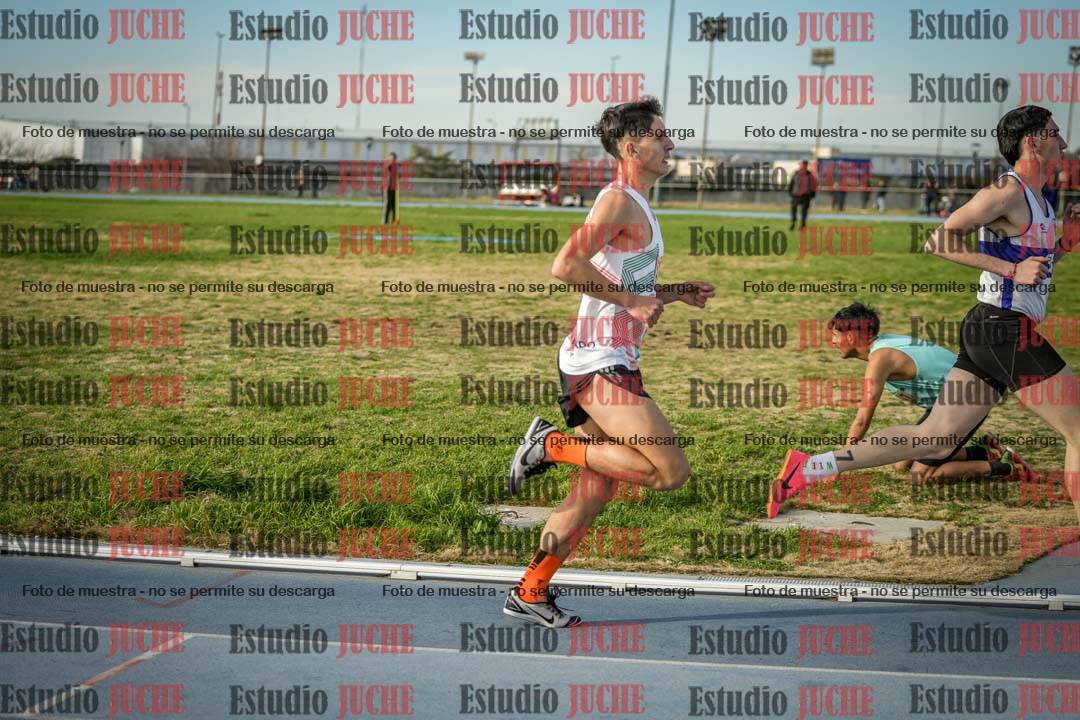 Fotos de los 1500 m llanos de varones