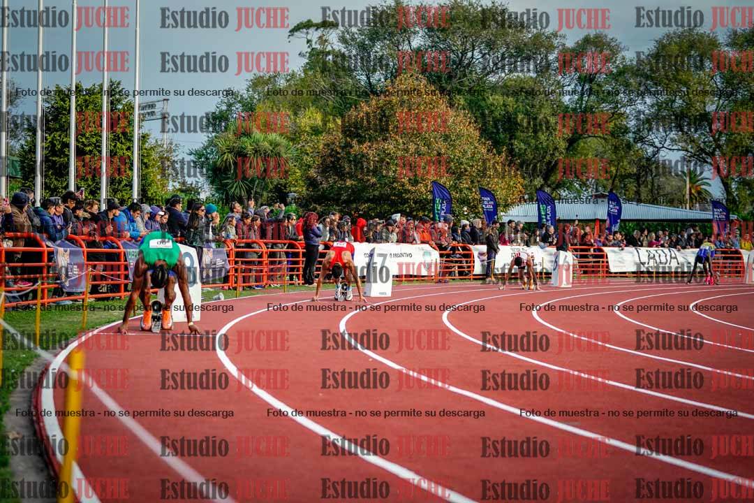 Fotos de los relevos 4x400 m de varones