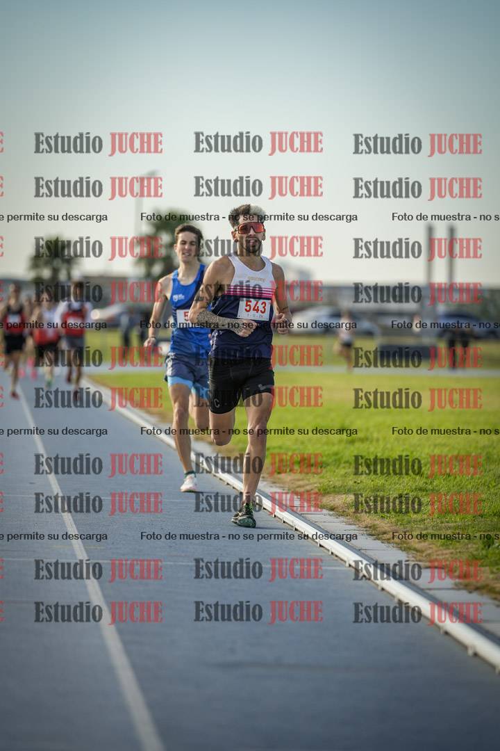 Fotos de los 1500 m llanos de varones