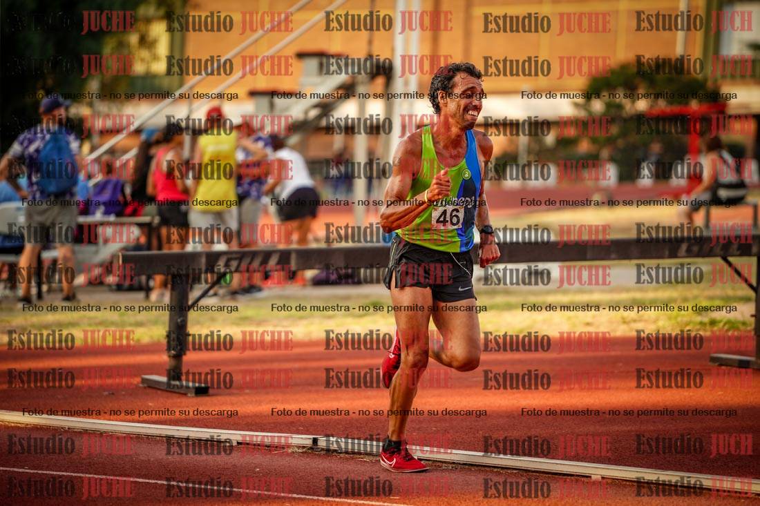 Fotos de los 5000 m llanos de mujeres y varones