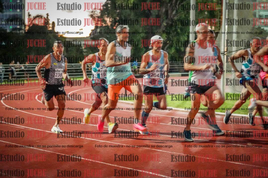 Fotos de los 1500 m llanos de varones