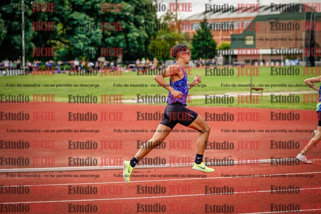 Fotos de los 800 m de varones