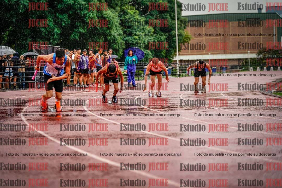 Fotos de las postas 4x400 m de varones