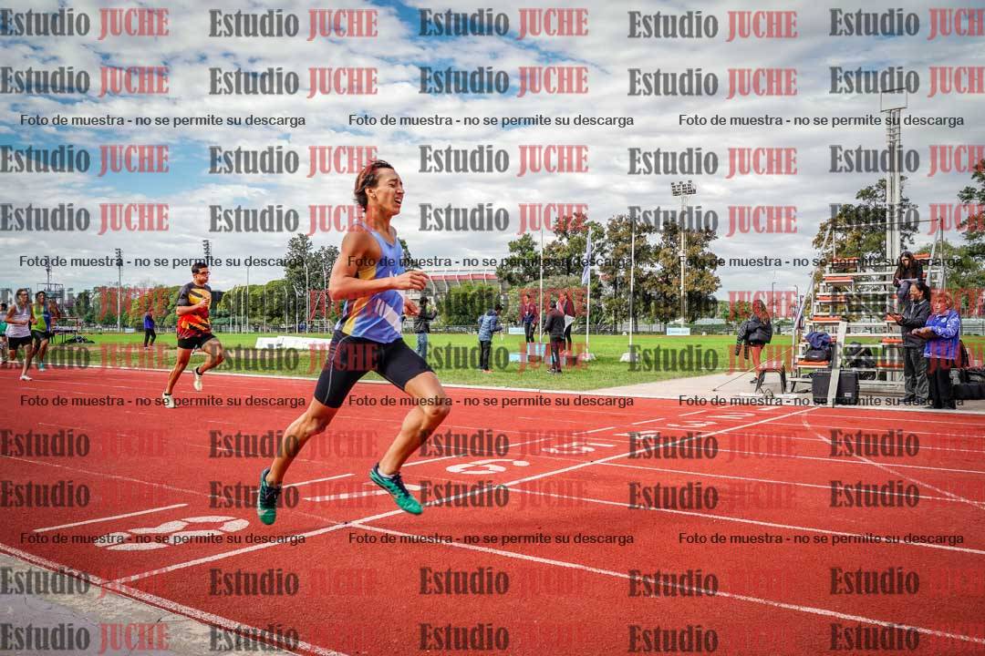 Fotos de los 400 m llanos de varones