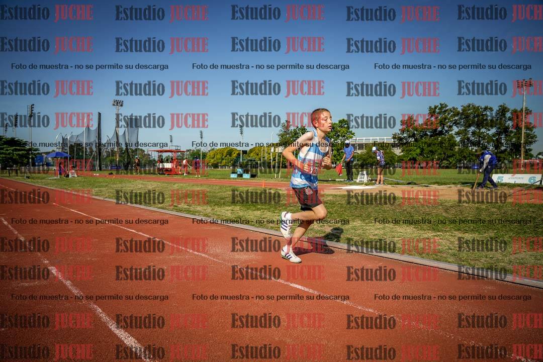 Fotos de los 1000 m llanos de varones