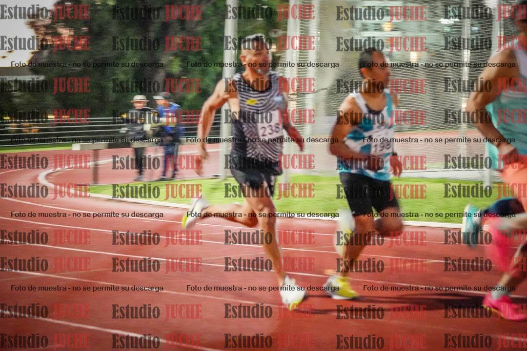 Fotos de los 1500 m llanos de varones