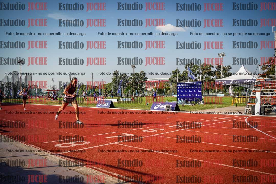 Fotos de los 400 m con vallas de mujeres