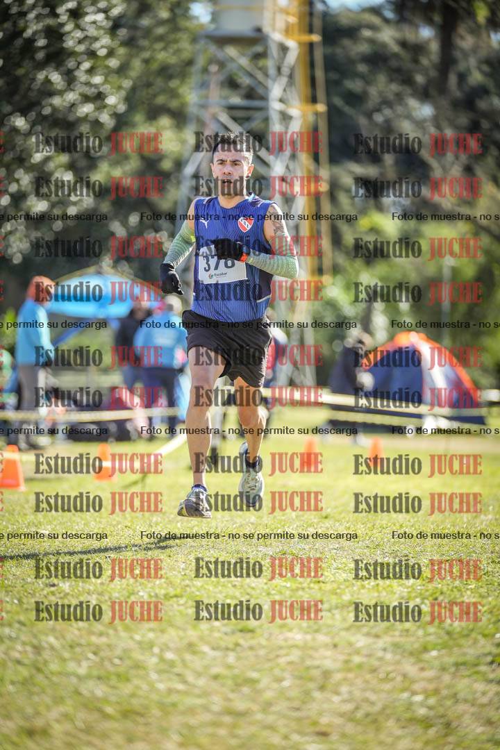 Fotos de la llegada del cross de 8000 m