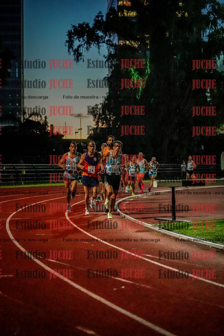 Fotos de los 1500 m llanos de varones