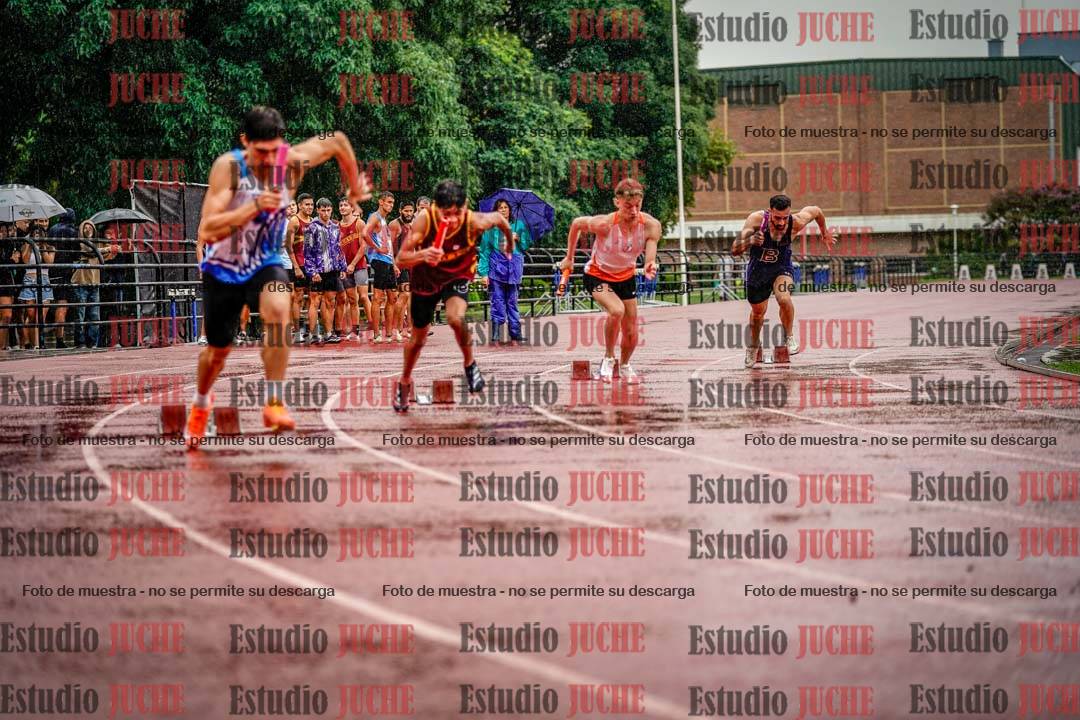 Fotos de las postas 4x400 m de varones