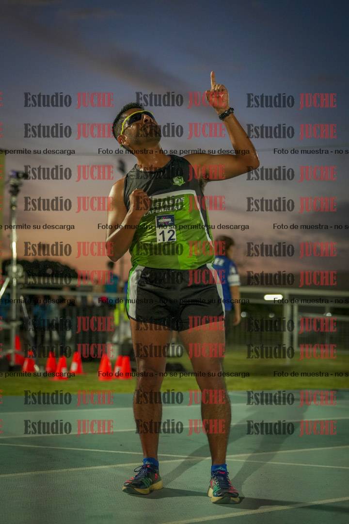 Fotos de los 3000 m llanos de varones