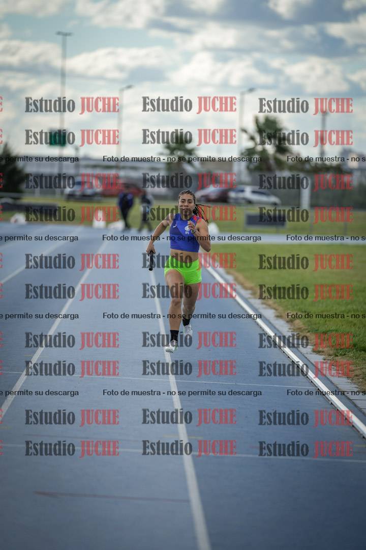 Fotos de las postas 4x400 m llanos de mujeres