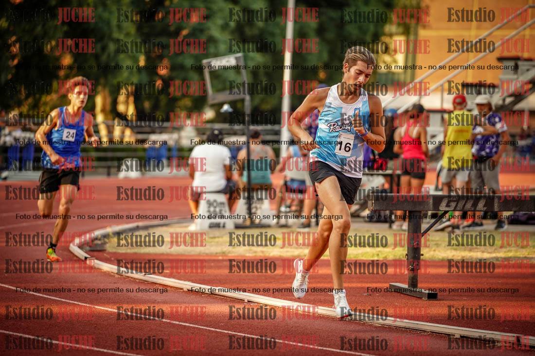 Fotos de los 5000 m llanos de mujeres y varones