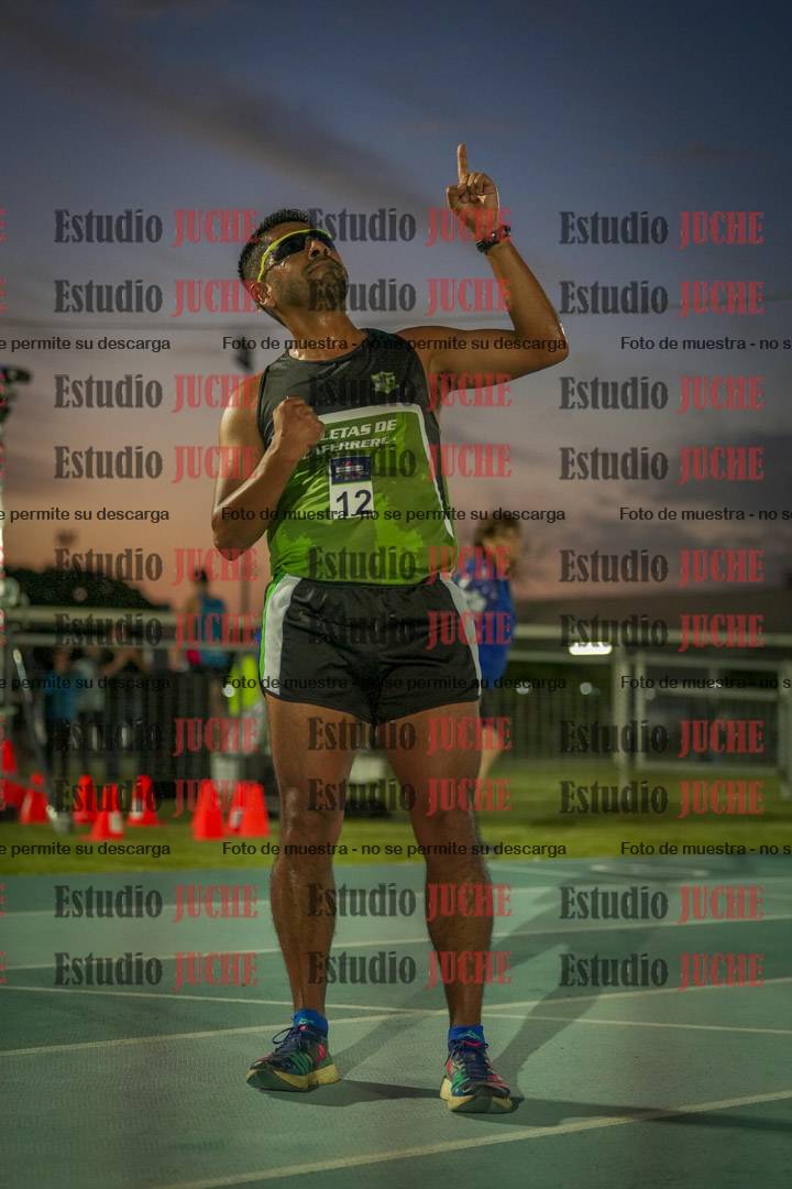 Fotos de los 3000 m llanos de varones