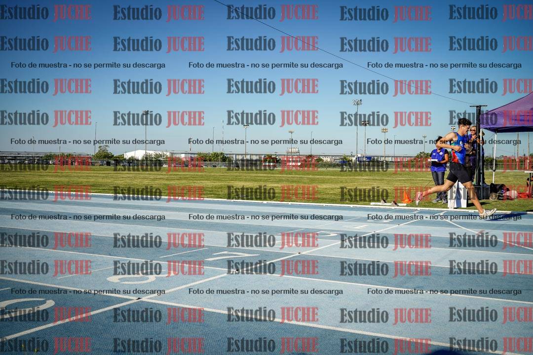 Fotos de los 400 m llanos de varones