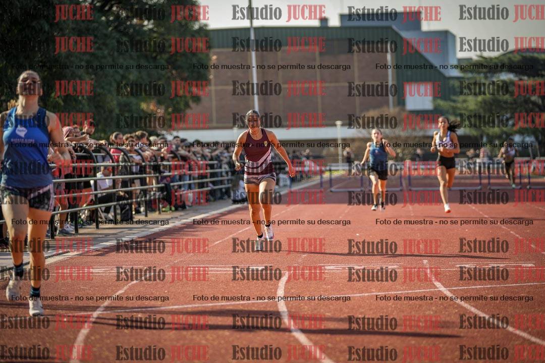 Fotos de los 400 m con vallas de mujeres