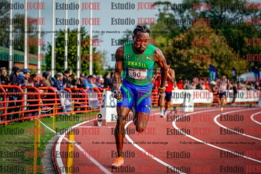 Fotos de los relevos 4x400 m de varones