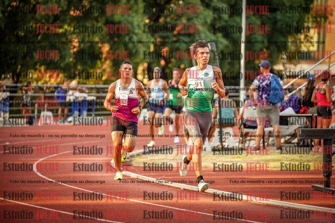 Fotos de los 5000 m llanos de mujeres y varones