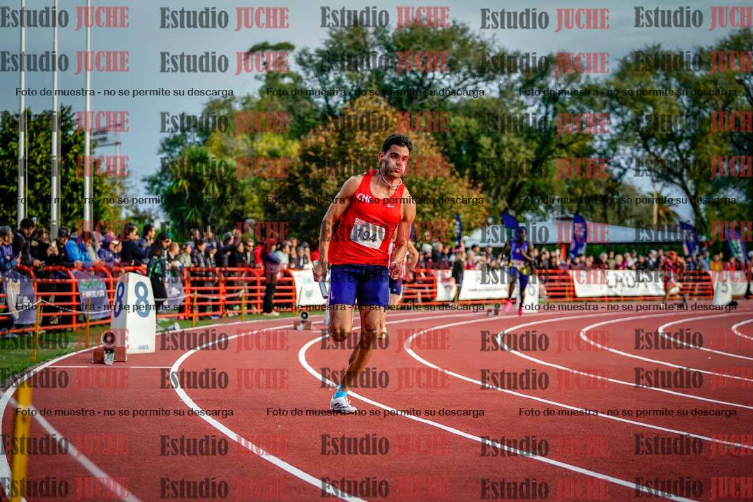 Fotos de los relevos 4x400 m de varones